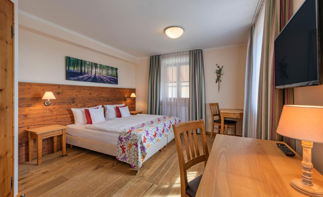 Hotel Wirt Z' Engelsberg エクステリア 写真